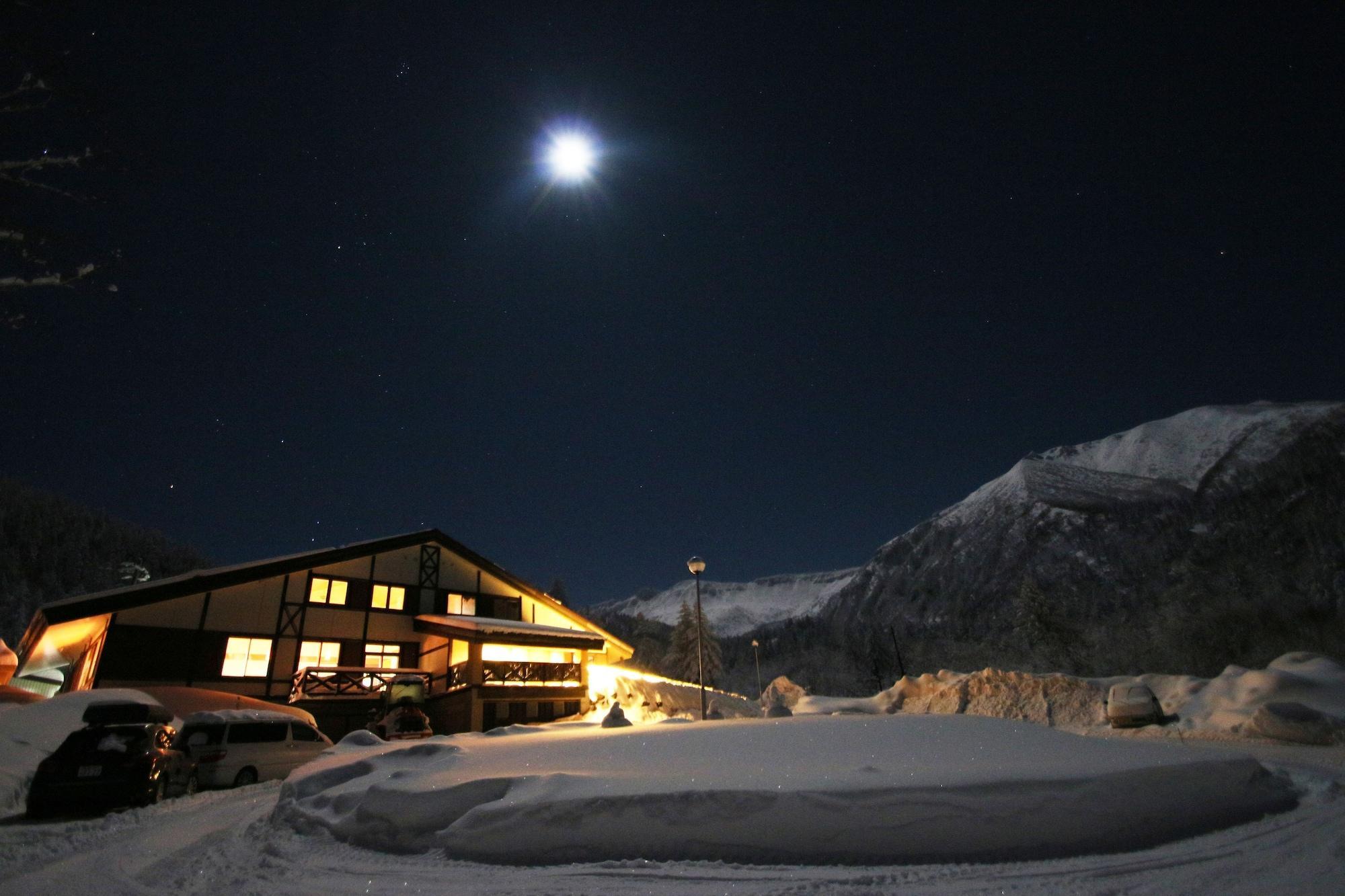 Hotel Furano Shiyuirin à Kamifurano Extérieur photo