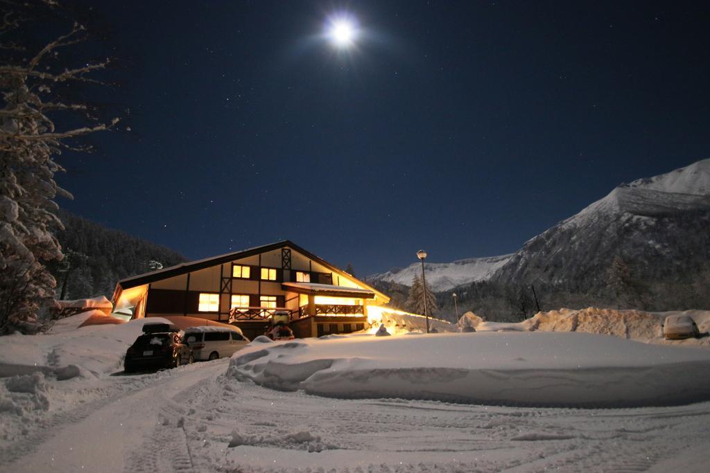 Hotel Furano Shiyuirin à Kamifurano Extérieur photo